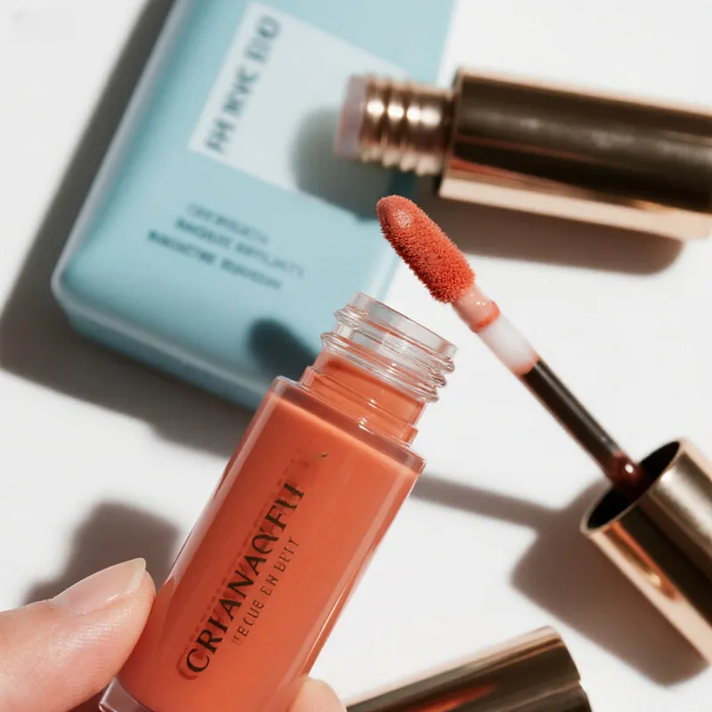 Gloss de buze de etichetă privată în China