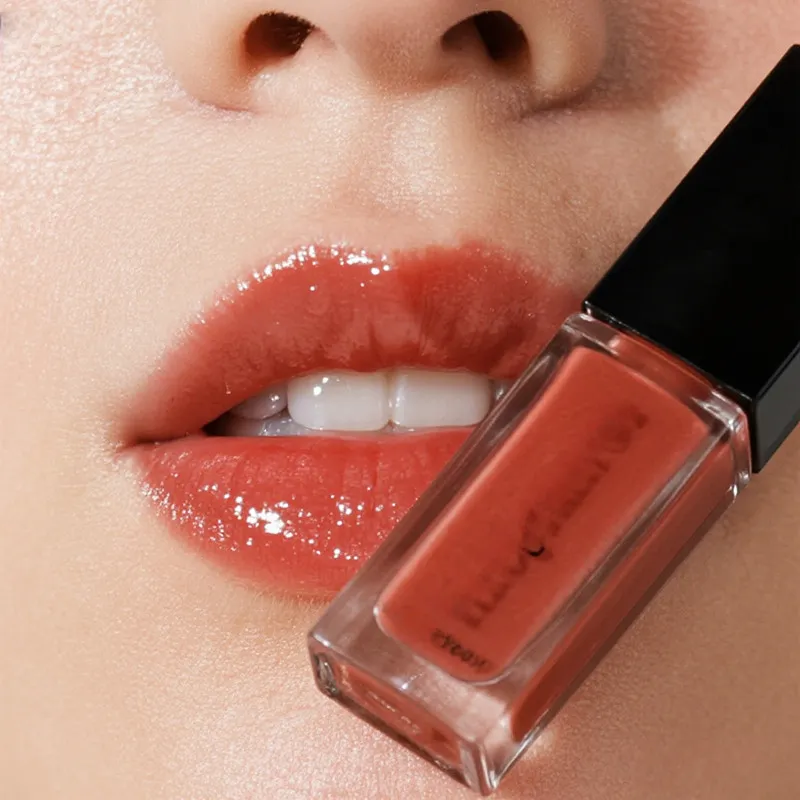 Producători de luciu de buze private